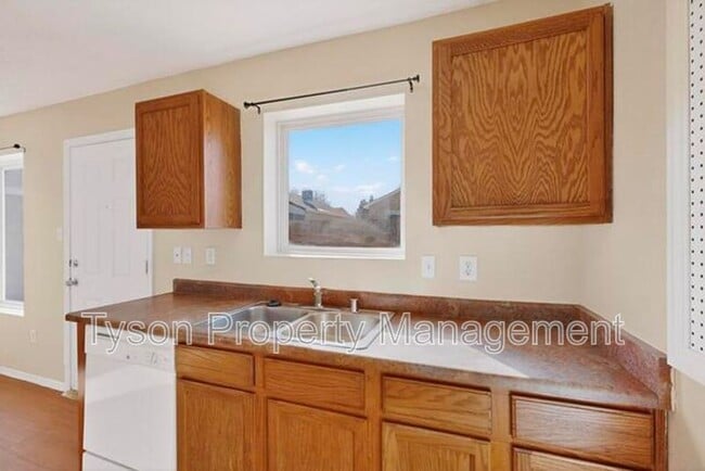 Building Photo - 1305 Amole Vista St SW