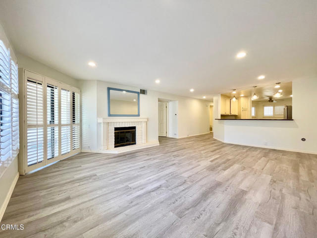 Building Photo - 726 Island View Cir
