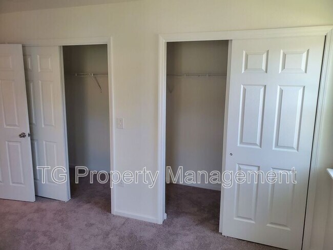 Building Photo - 26 Great Star Ct