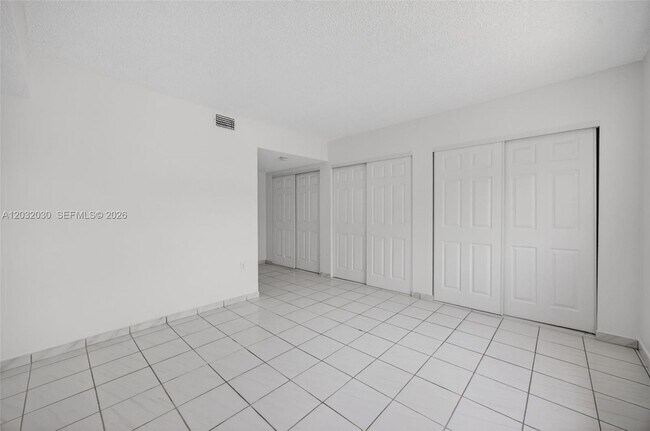 Building Photo - 800 SW 104th Ct