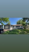 Building Photo - 2711 SW G Ave