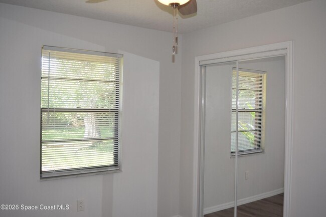 Building Photo - 364 Brookedge St NE