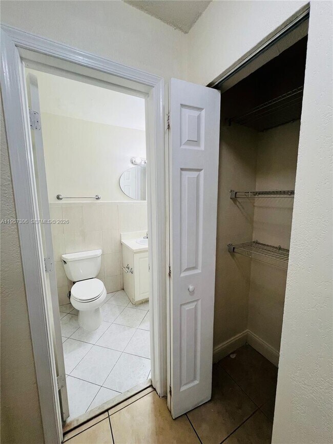 Building Photo - 2040 NW 89th Ave