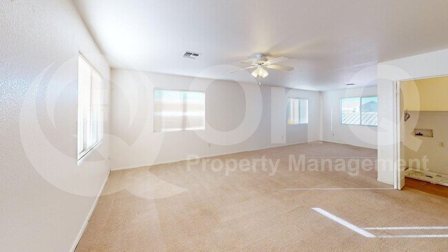 Building Photo - 13224 E Coyote Well Dr