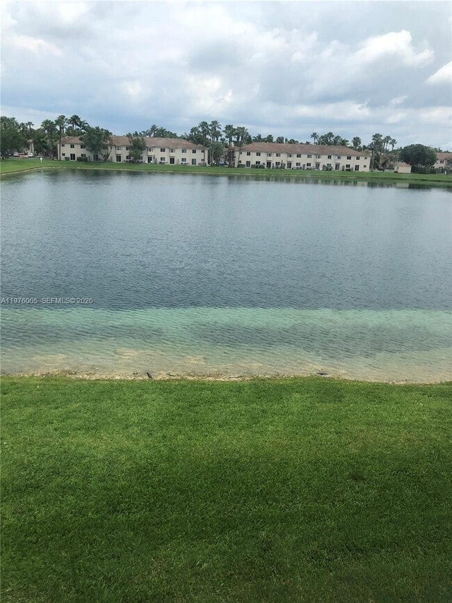 Building Photo - 1250 SE 29th St