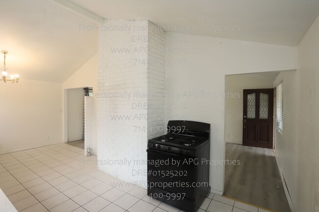Building Photo - 12451 El Rancho Pl