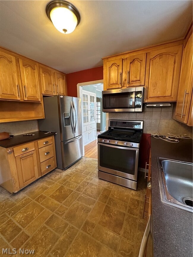 Building Photo - 1579 Laclede Rd