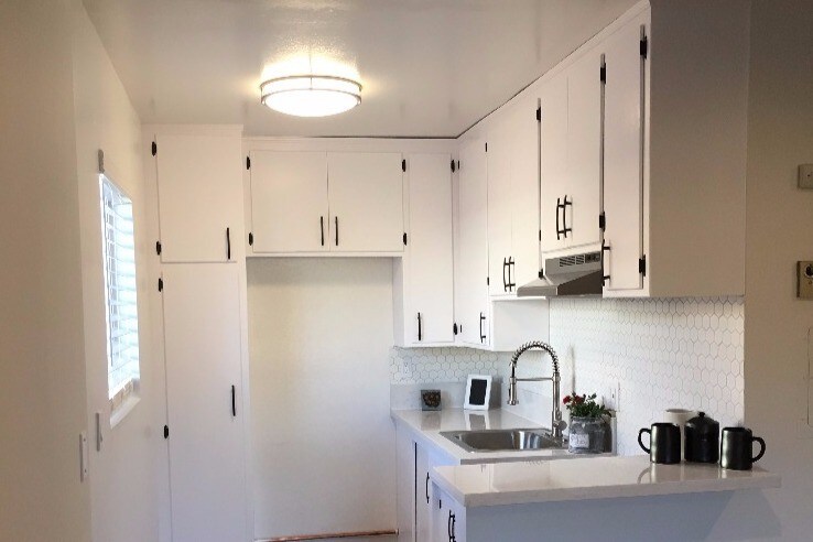 Bright Kitchen - 14718 W Magnolia Blvd