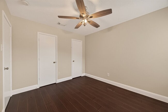 Building Photo - 16715 N Mist Dr