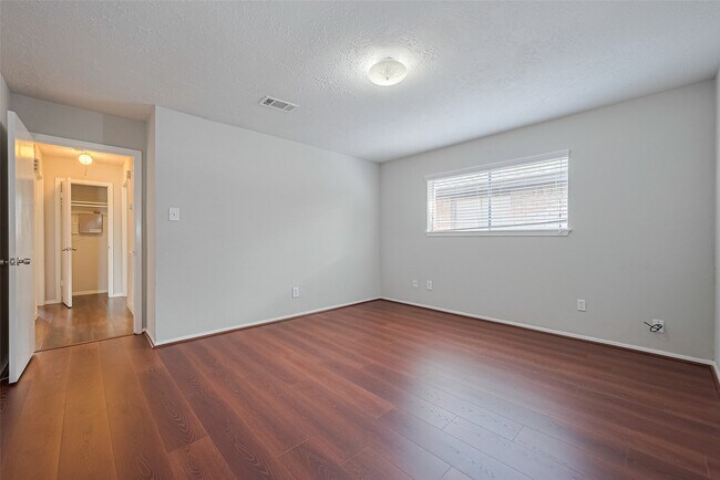 Building Photo - 17114 Quail Glen Dr