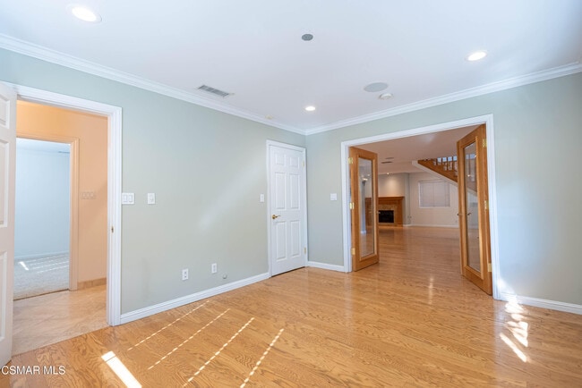 Building Photo - 4539 Mammoth Ave