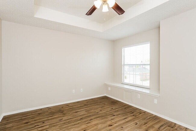 Building Photo - 1130 Colbert Ln