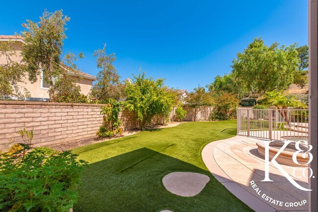 Building Photo - Immaculate 4-Bedroom Home in Sought-After ...