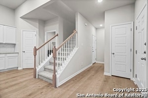 Building Photo - 418 Cross Barn Cross