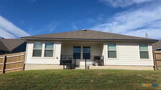 Building Photo - 1525 Piedmont St