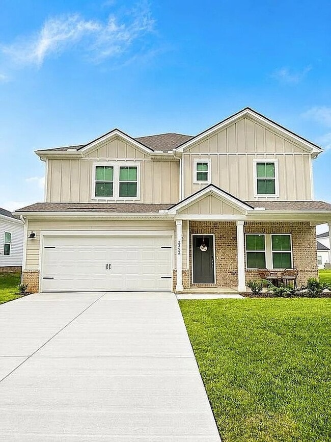 Building Photo - 2352 Woodmeadow Dr