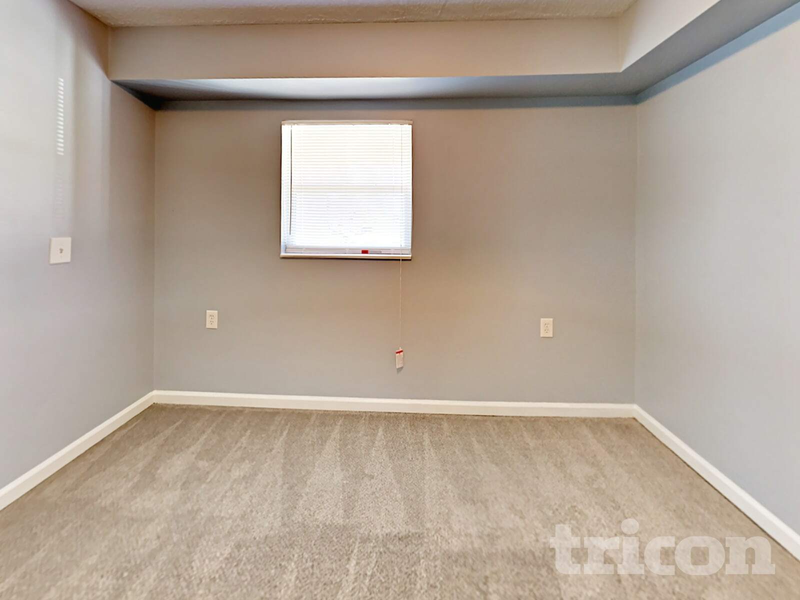 Building Photo - 1809 W Crawford St