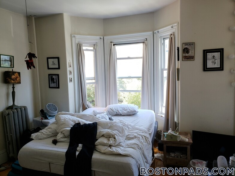 Building Photo - 89-91 Hancock St.