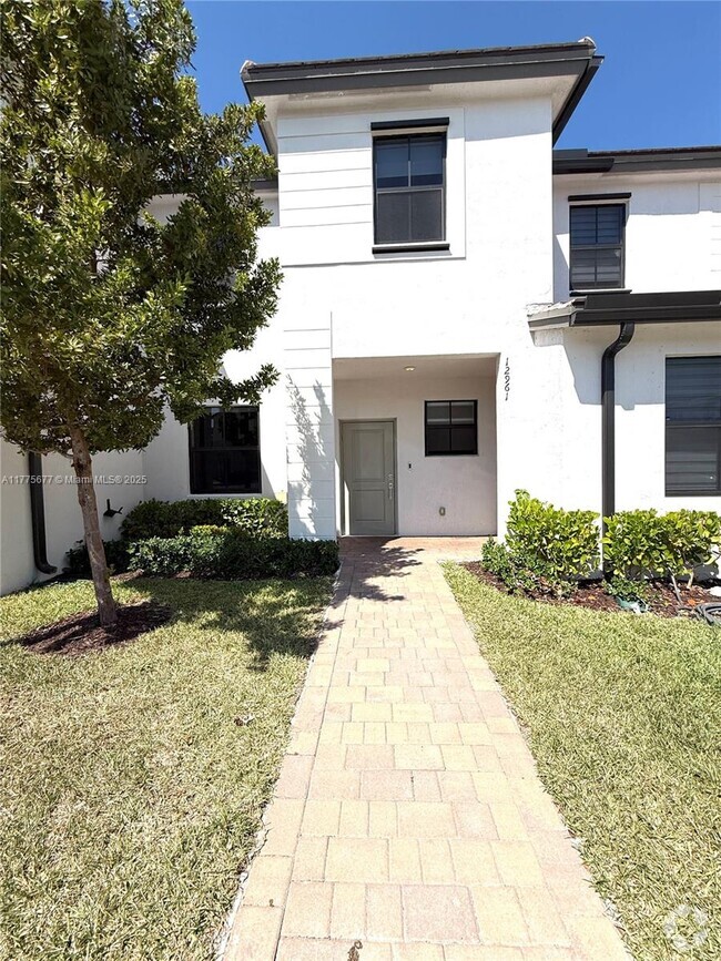 Building Photo - 12961 SW 233rd Terrace