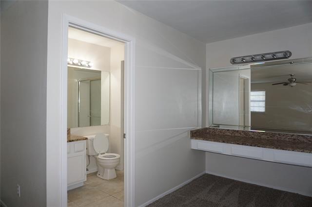 Building Photo - 2609 Hamilton Dr