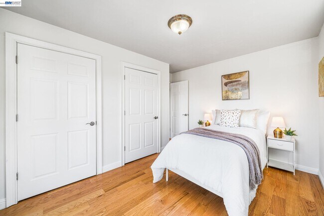 Building Photo - 4262 Tamur Ct
