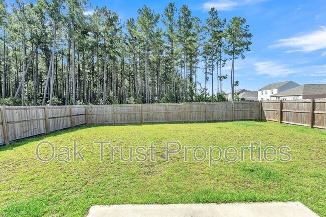 Building Photo - 341 Bering Ln