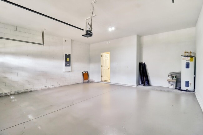 Building Photo - 2719 Portchester Ct