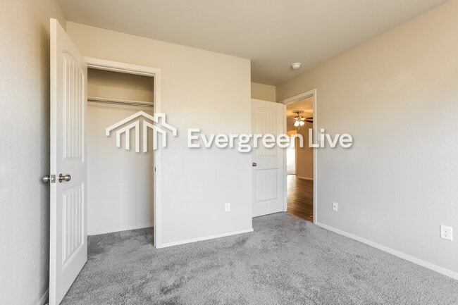 Building Photo - 101 Westwood Dr