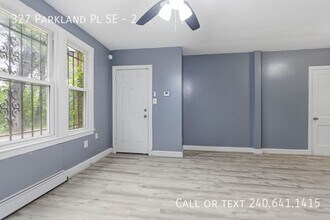 Building Photo - 327 Parkland Pl SE
