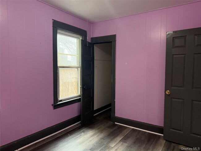 Building Photo - 210 N Hamilton St