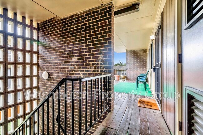 Building Photo - 3904 Stone Gate Dr
