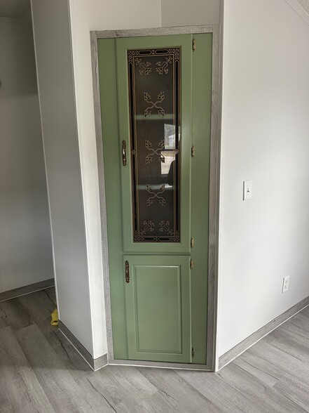 Building Photo - 150 James Way