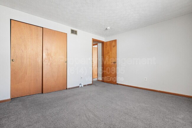 Building Photo - 2523 Burgandy Ln