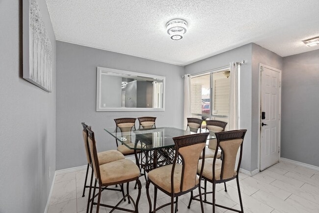 Building Photo - 8525 Mystic Trail