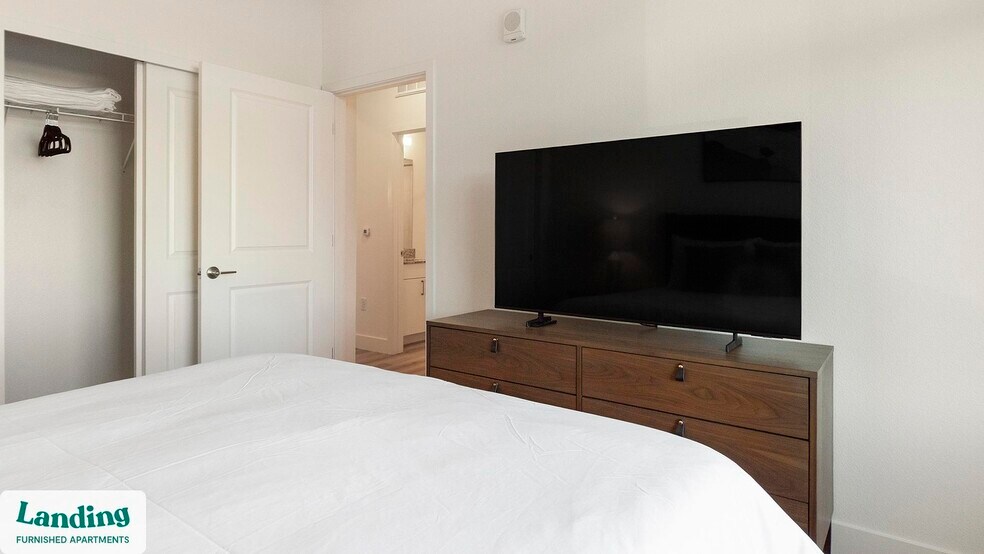 Building Photo - 10670 Jake Jabs Blvd