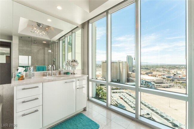 Building Photo - 322 Karen Ave