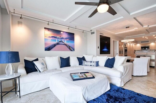 Building Photo - 1977 Gulf Shore Blvd N