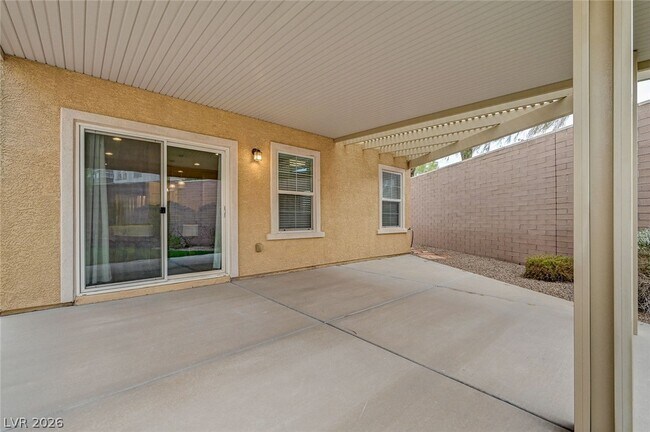 Building Photo - 277 Persistence Ct