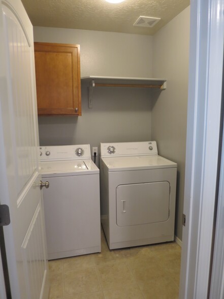 Laundry room upstairs - 4322 E Arch Dr
