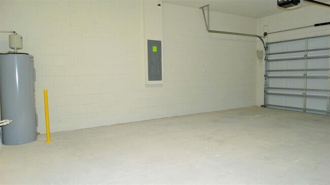 Building Photo - 7641 Syracuse Dr