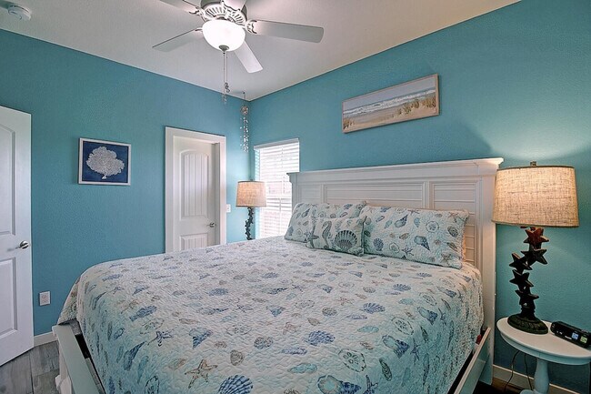 Building Photo - 1617 S Station St