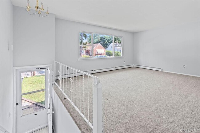 Building Photo - 49 Georgia St