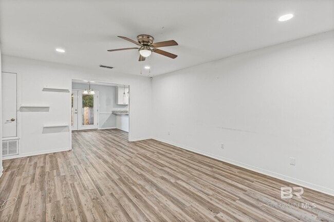 Building Photo - 5907 Windham Ct