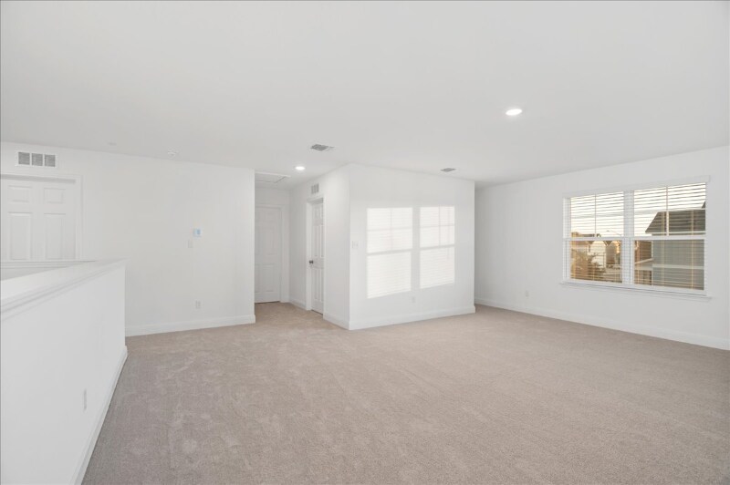 Building Photo - 1636 W Kerr Pass