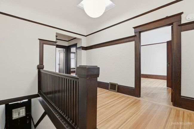 Building Photo - 151 9th Ave