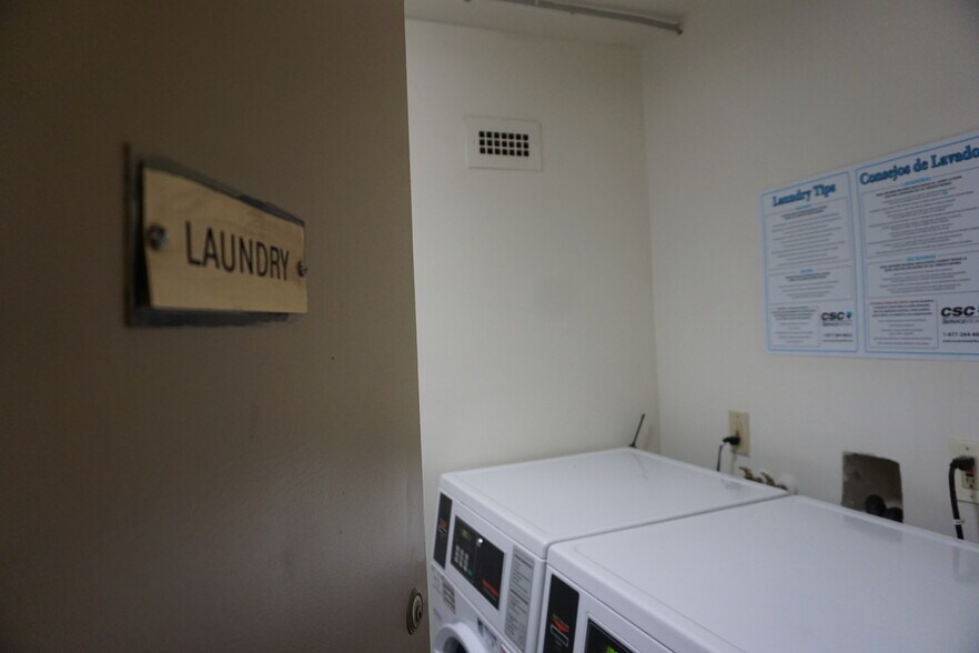 Building Photo - 4330 Hartwick road