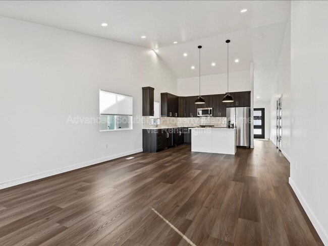 Building Photo - 7411 S Drake Pk Ct