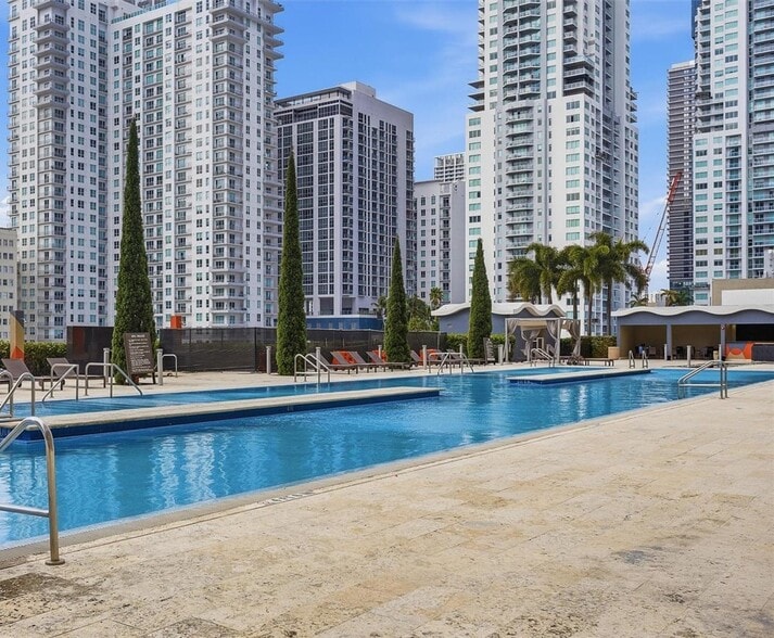 Building Photo - 50 Biscayne Blvd