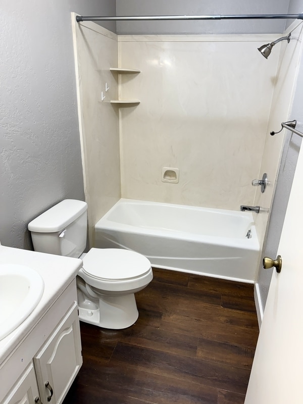 Building Photo - 7428 S 700 E