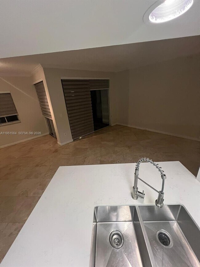 Building Photo - 3245 NE 184th St